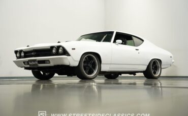 Unknown-Chevelle-1969-White-Black-29