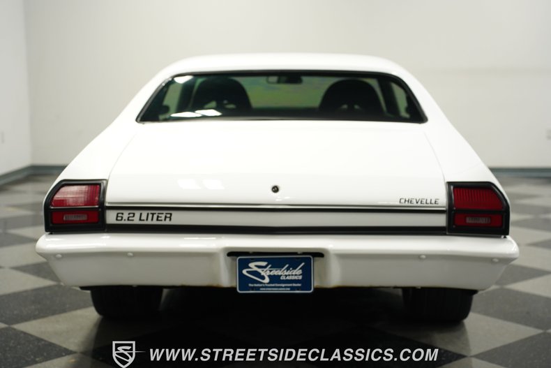 Unknown-Chevelle-1969-White-Black-32