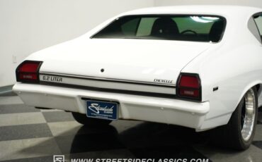 Unknown-Chevelle-1969-White-Black-33