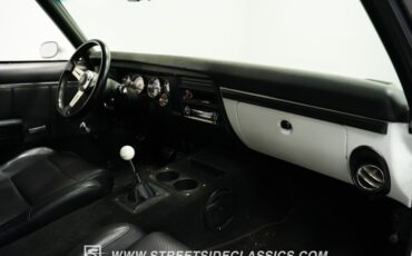 Unknown-Chevelle-1969-White-Black-6