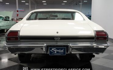 Unknown-Chevelle-1969-White-Red-14
