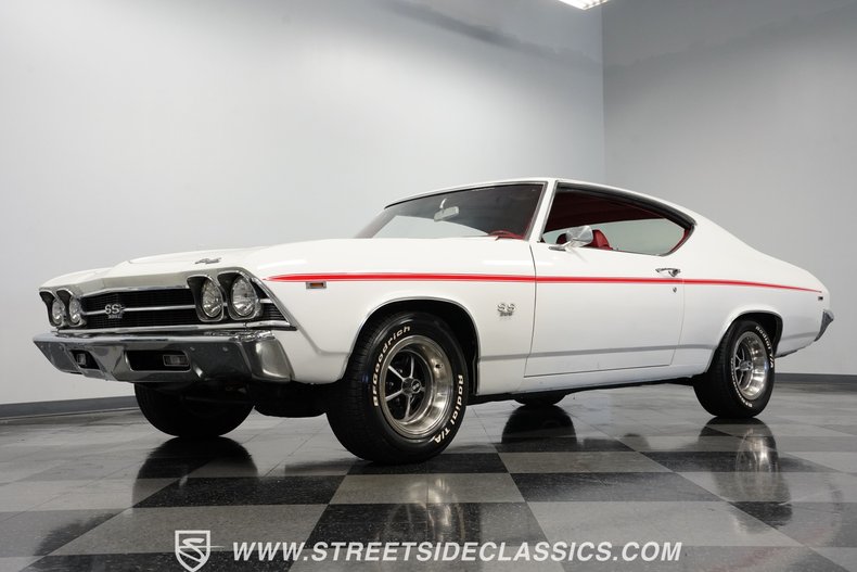 Unknown-Chevelle-1969-White-Red-25