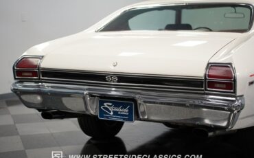 Unknown-Chevelle-1969-White-Red-30