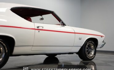 Unknown-Chevelle-1969-White-Red-32