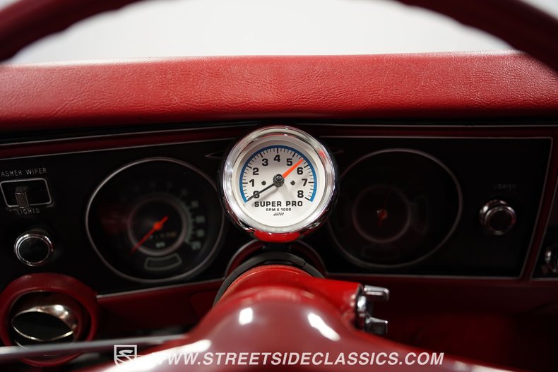 Unknown-Chevelle-1969-White-Red-43