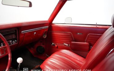 Unknown-Chevelle-1969-White-Red-48