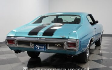 Unknown-Chevelle-1970-Astro-Blue-Black-19