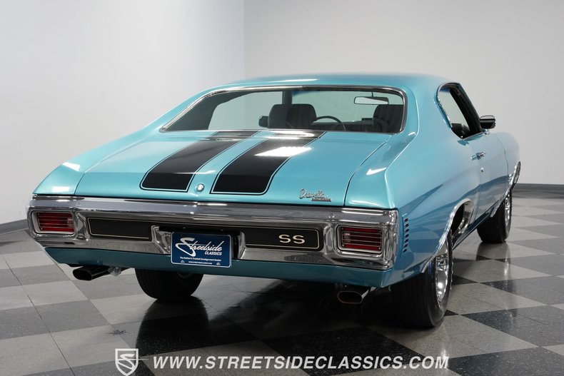 Unknown-Chevelle-1970-Astro-Blue-Black-19