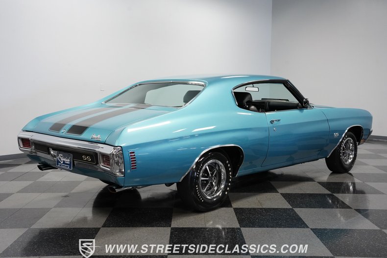 Unknown-Chevelle-1970-Astro-Blue-Black-20