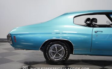 Unknown-Chevelle-1970-Astro-Blue-Black-34