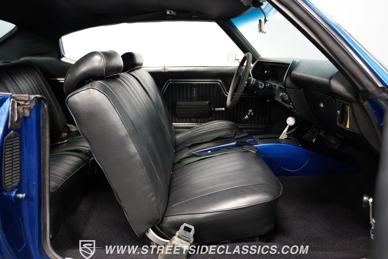 Unknown-Chevelle-1970-Blue-Metallic-Black-37
