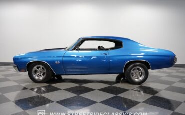 Unknown-Chevelle-1970-Blue-Metallic-Black-38
