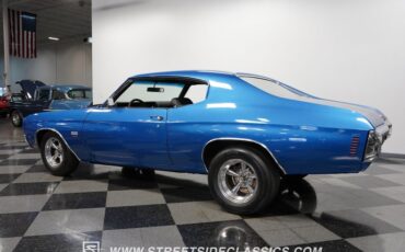 Unknown-Chevelle-1970-Blue-Metallic-Black-39