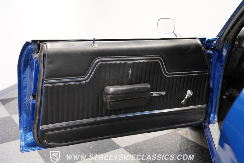 Unknown-Chevelle-1970-Blue-Metallic-Black-4