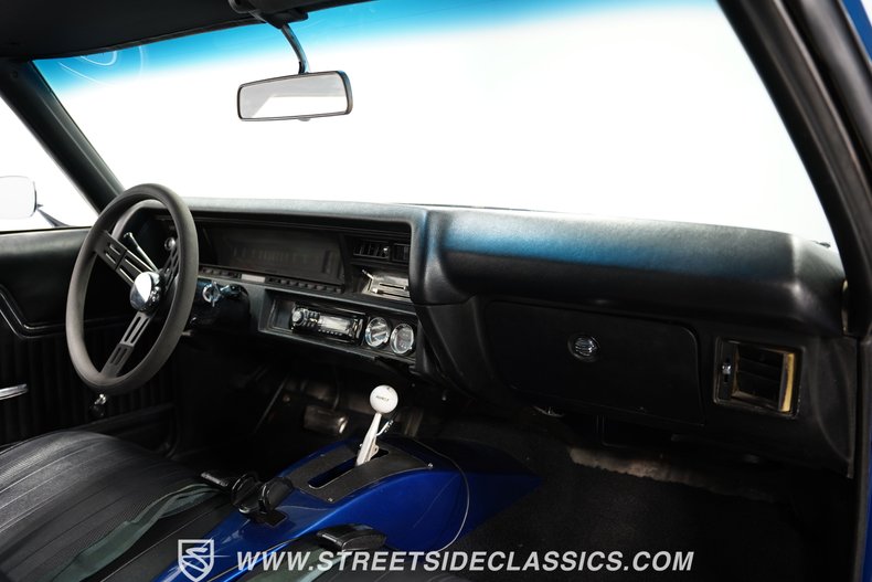 Unknown-Chevelle-1970-Blue-Metallic-Black-49