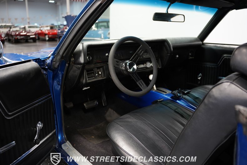 Unknown-Chevelle-1970-Blue-Metallic-Black-6