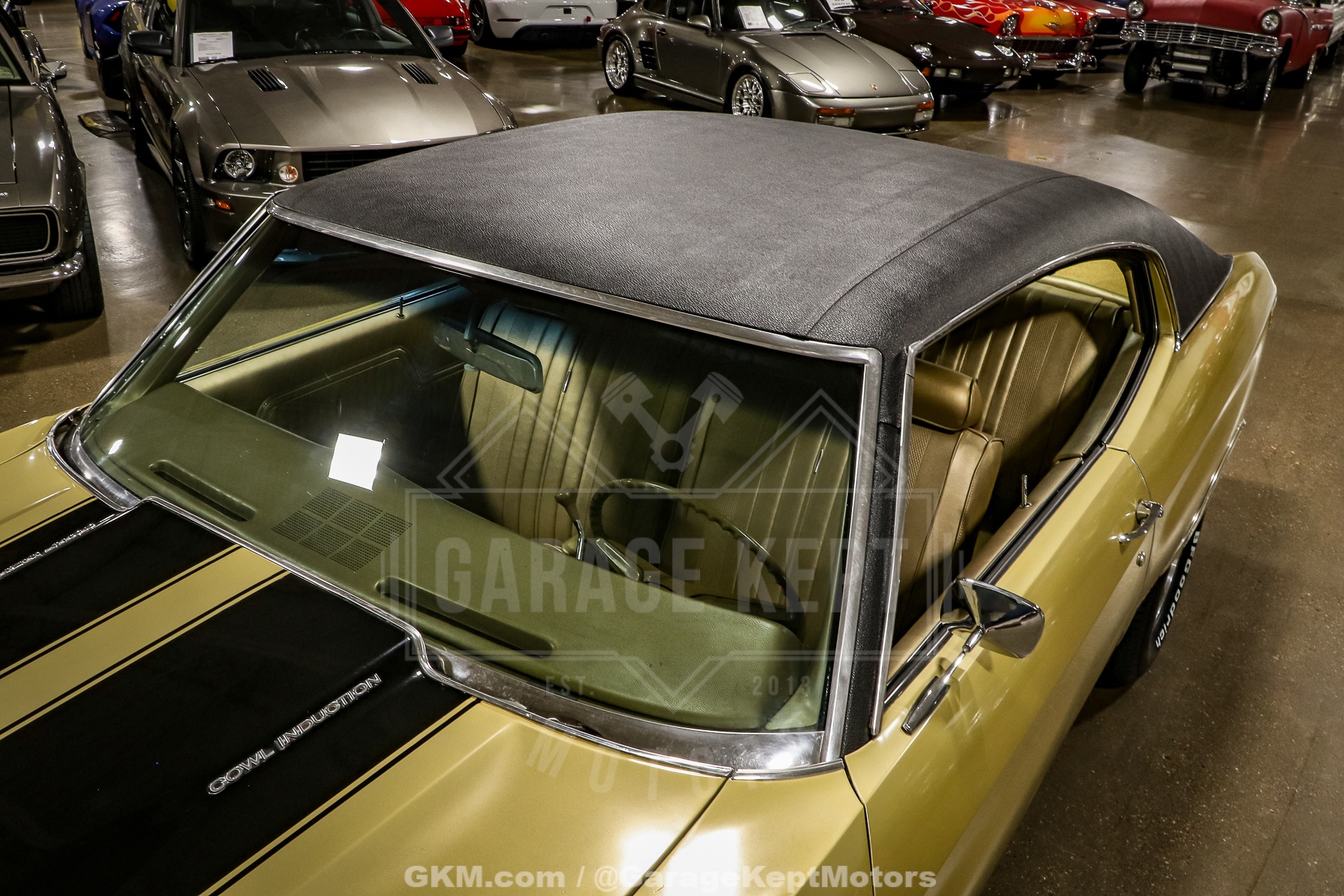 Unknown-Chevelle-1970-Champagne-Gold-Gold-16