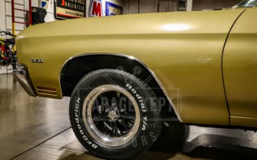 Unknown-Chevelle-1970-Champagne-Gold-Gold-37