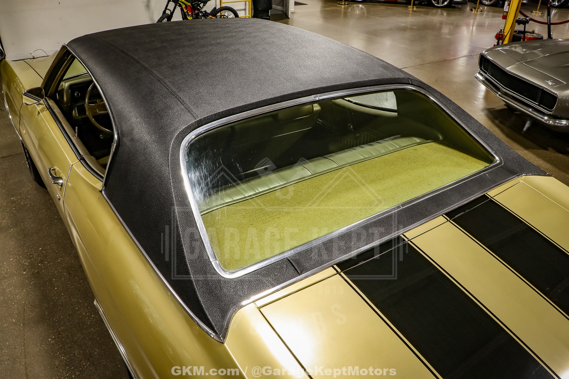 Unknown-Chevelle-1970-Champagne-Gold-Gold-43