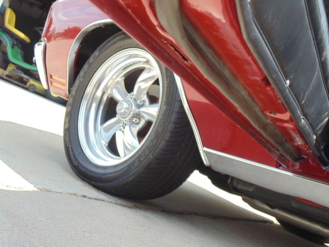 Unknown-Chevelle-1970-Cranberry-MetallicT-10