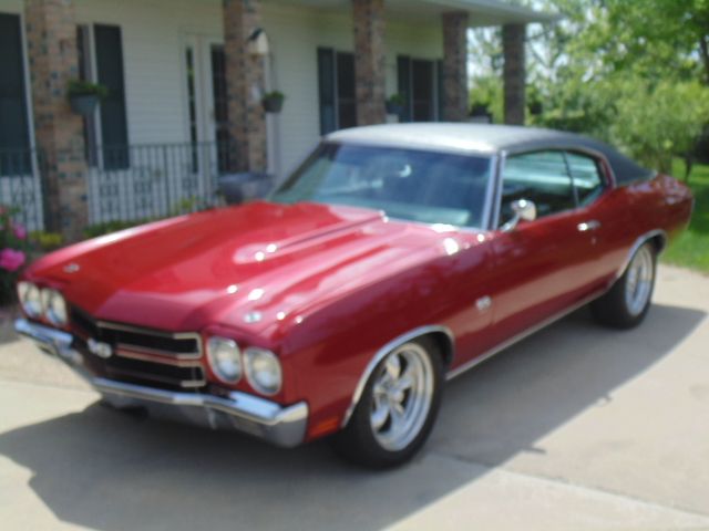 Unknown-Chevelle-1970-Cranberry-MetallicT-2