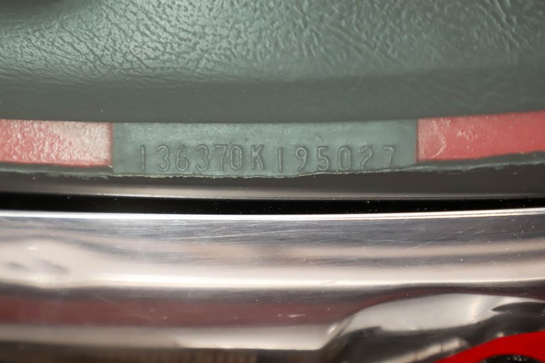 Unknown-Chevelle-1970-Cranberry-Red-Black-15