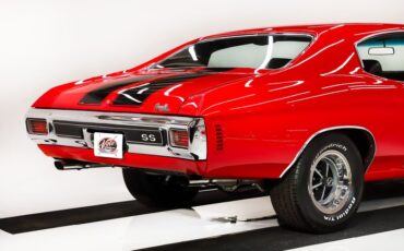 Unknown-Chevelle-1970-Cranberry-Red-Black-25