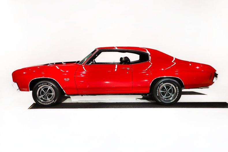 Unknown-Chevelle-1970-Cranberry-Red-Black-29