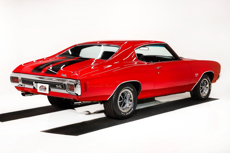 Unknown-Chevelle-1970-Cranberry-Red-Black-32