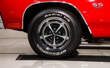 Unknown-Chevelle-1970-Cranberry-Red-Black-42