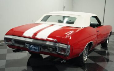 Unknown-Chevelle-1970-Cranberry-Red-White-15