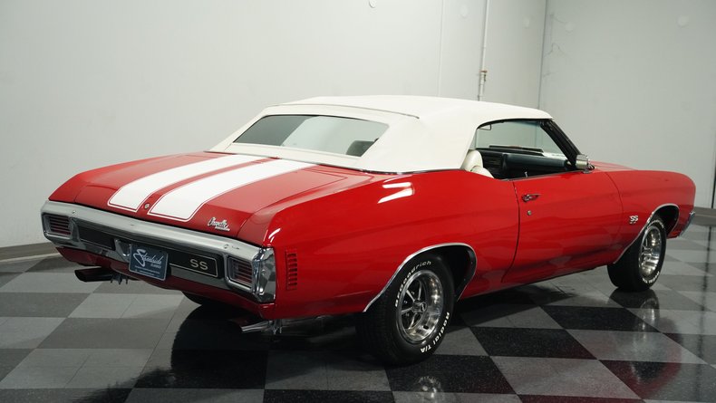 Unknown-Chevelle-1970-Cranberry-Red-White-16