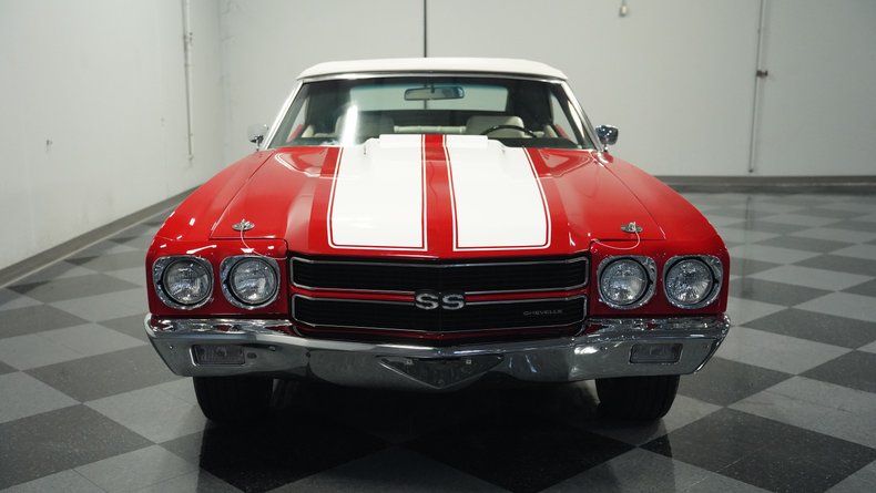 Unknown-Chevelle-1970-Cranberry-Red-White-19