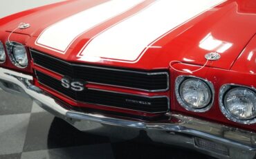 Unknown-Chevelle-1970-Cranberry-Red-White-21