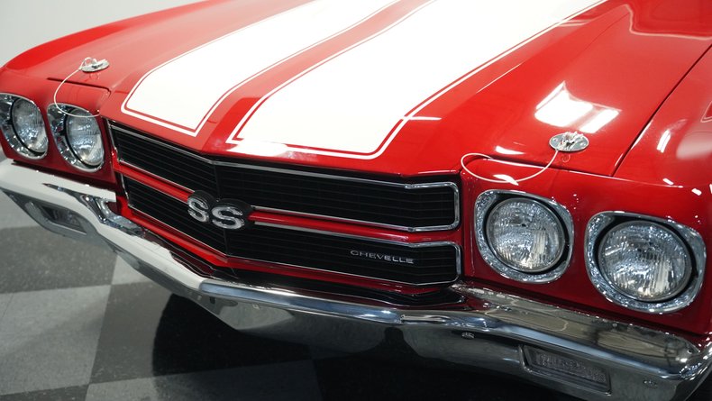 Unknown-Chevelle-1970-Cranberry-Red-White-21