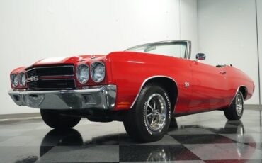 Unknown-Chevelle-1970-Cranberry-Red-White-23