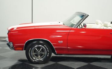 Unknown-Chevelle-1970-Cranberry-Red-White-25