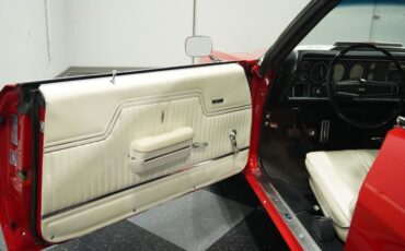 Unknown-Chevelle-1970-Cranberry-Red-White-32