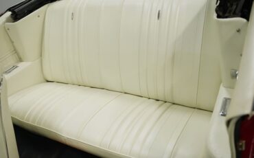 Unknown-Chevelle-1970-Cranberry-Red-White-5
