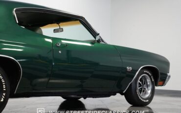 Unknown-Chevelle-1970-Fathom-Green-Green-26
