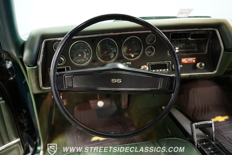 Unknown-Chevelle-1970-Fathom-Green-Green-35