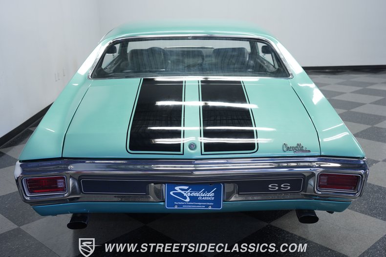 Unknown-Chevelle-1970-Misty-Turquoise-Black-18