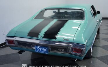 Unknown-Chevelle-1970-Misty-Turquoise-Black-19