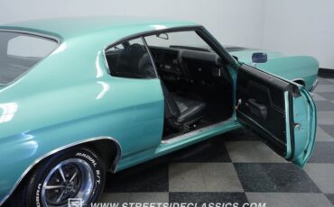 Unknown-Chevelle-1970-Misty-Turquoise-Black-45