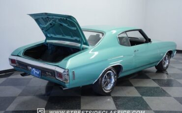 Unknown-Chevelle-1970-Misty-Turquoise-Black-46