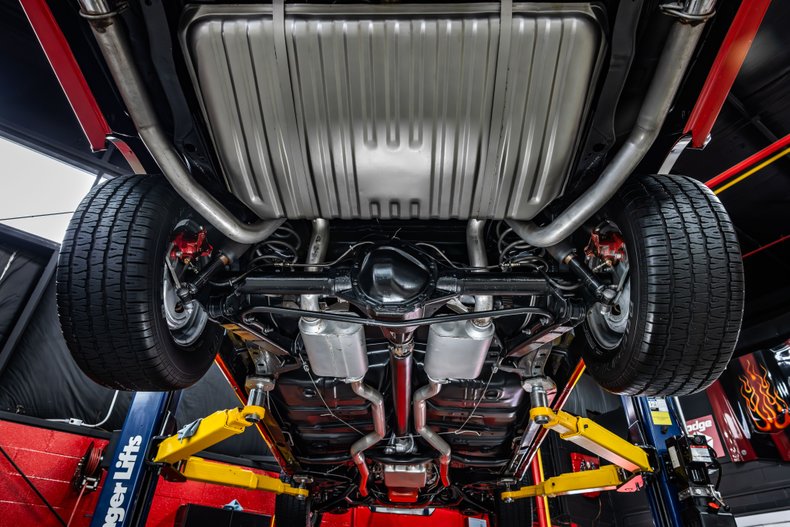 Unknown-Chevelle-1970-Red-Red-2