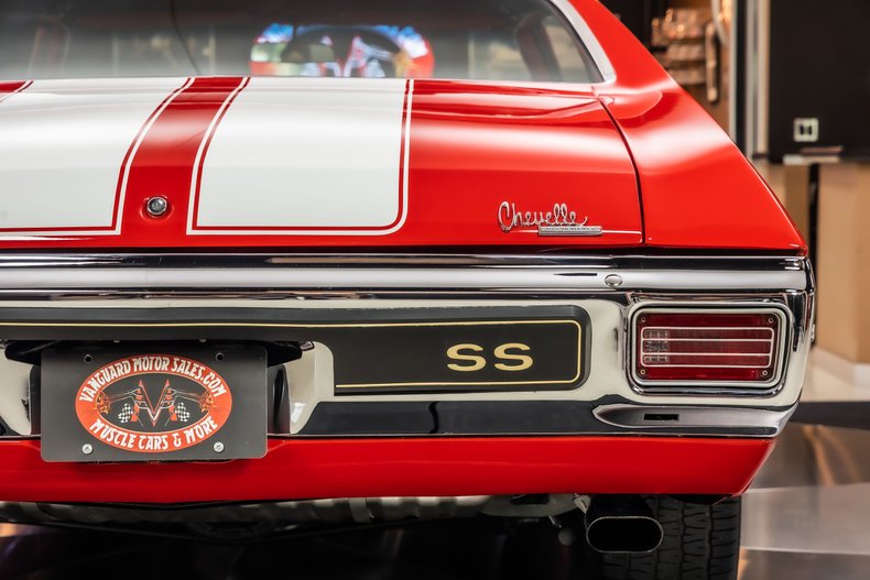 Unknown-Chevelle-1970-Red-Red-22