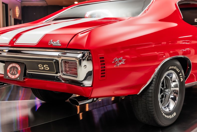 Unknown-Chevelle-1970-Red-Red-23