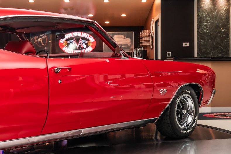 Unknown-Chevelle-1970-Red-Red-24