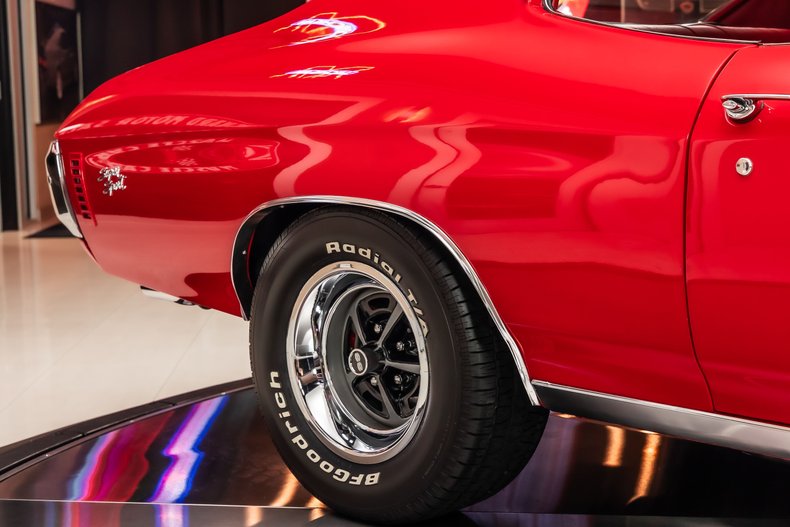 Unknown-Chevelle-1970-Red-Red-36